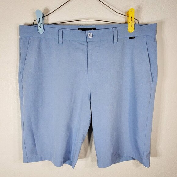 Travis Mathew Mens Chino Golf Shorts Size 40 Blue Casual Hybrid Performance - Picture 1 of 7